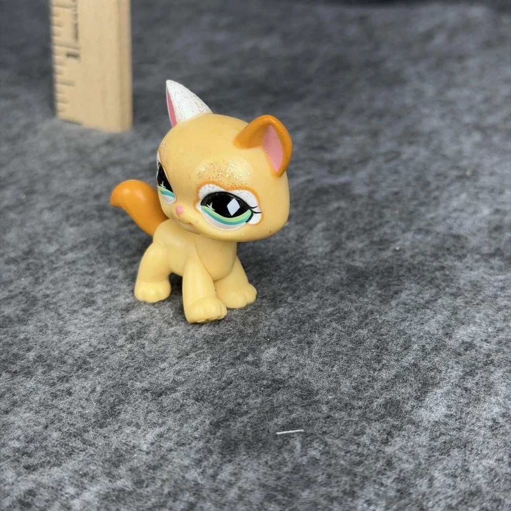 Littlest Pet Shop Beige Glitter Cat‎ #626 Figure Hasbro 2007 LPS Collectible